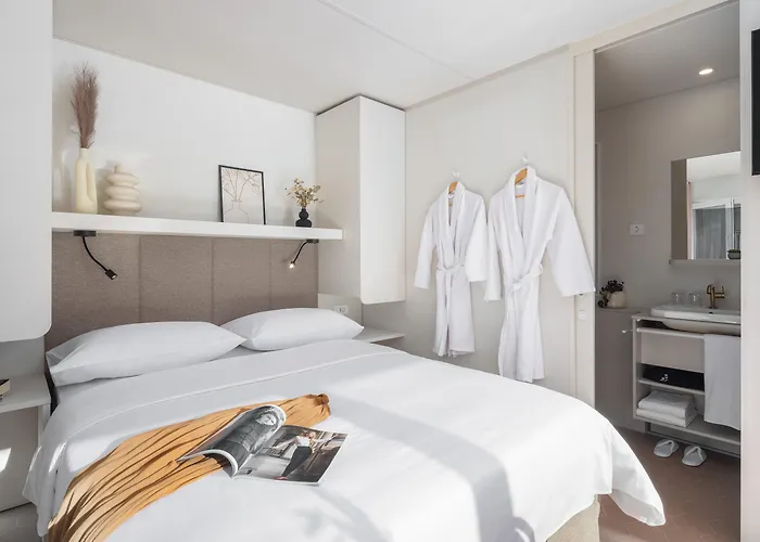 Pinadria Camping Resort Üdülőpark Baška Voda